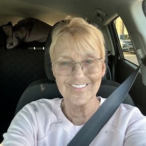 Meet your Posher, Rosa